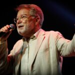 Joa-#771o-Caetano-show